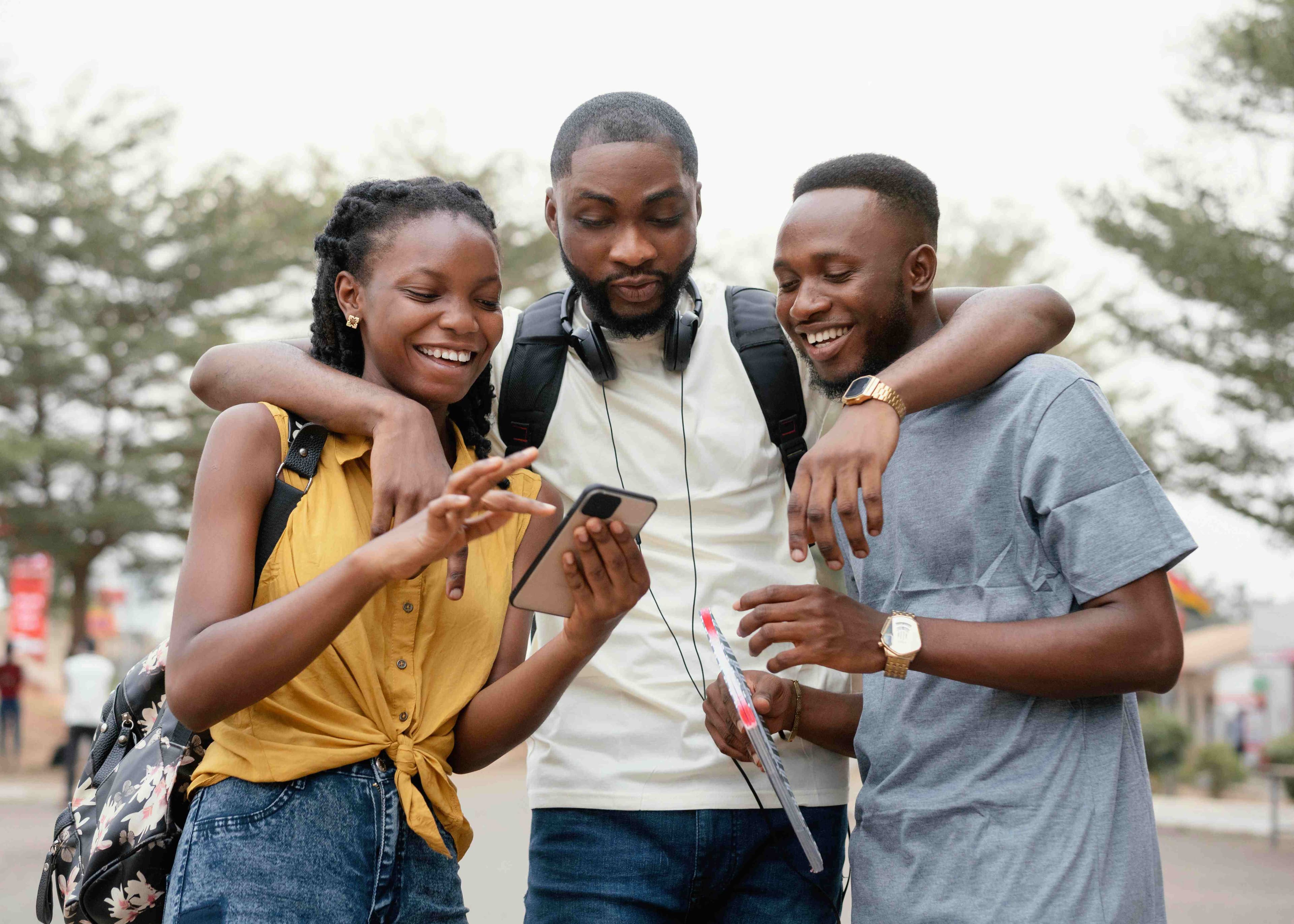 Student with smartphone